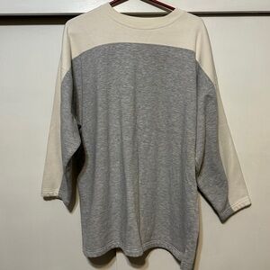 Cheetah brand from Mervin’s Gray and Cream Colorblock Sweatshirt, men’s XL